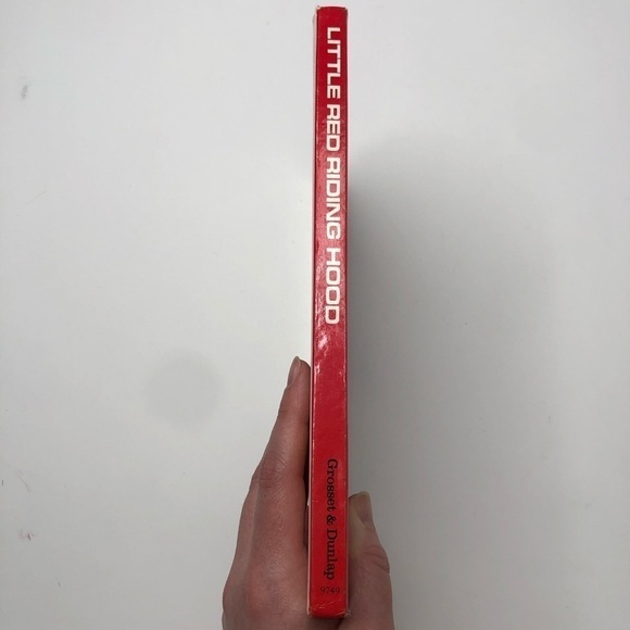 vintage 1970 Little Red Riding Hood Puppet Kids Children's Hardcover Storybook - Picture 3 of 15